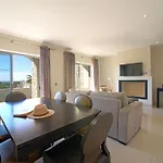 Pine Hills Jade By Interhome *